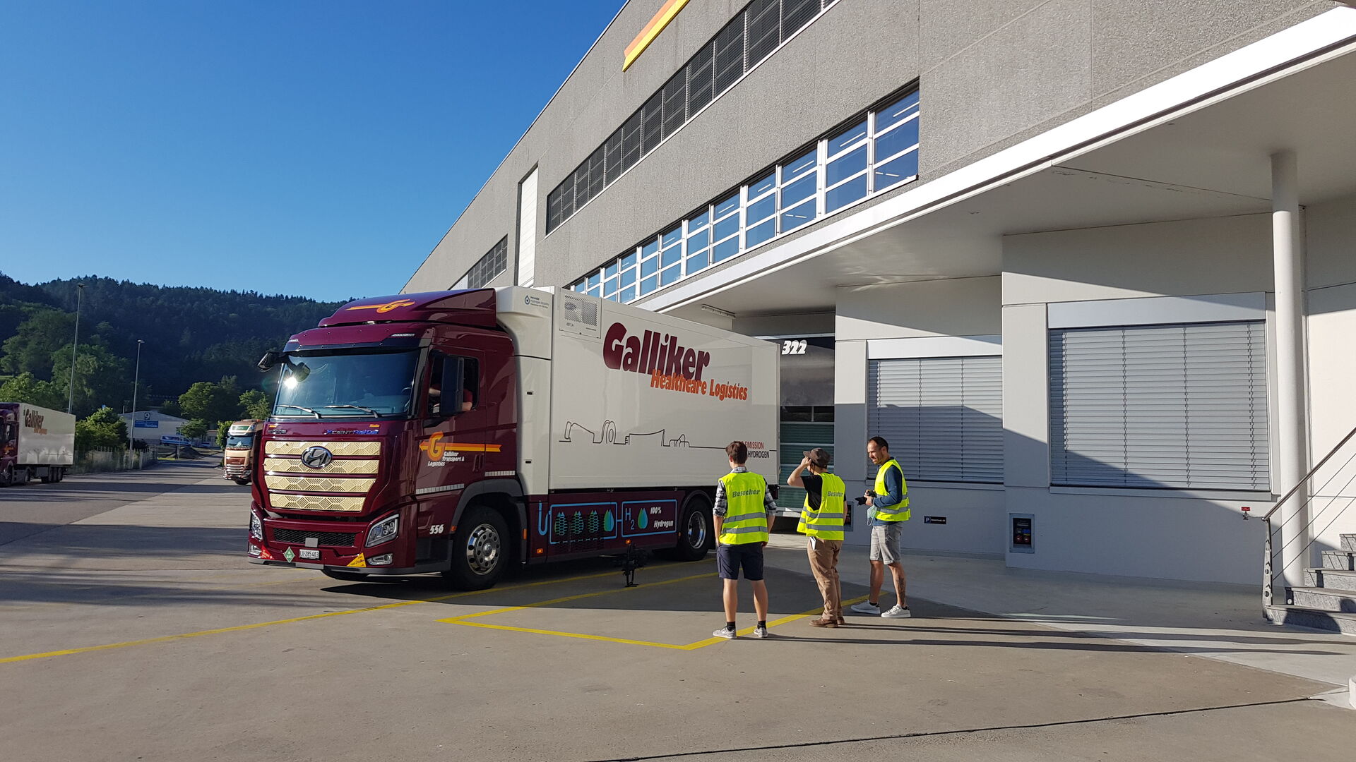 Hyundai XCIENT Fuel Cell Truck  - Galliker Transport AG